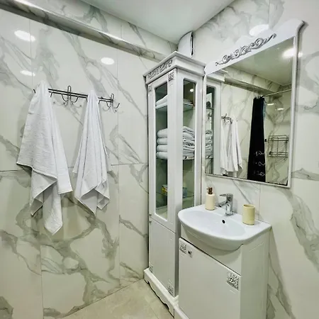 Grand 3 Apartment