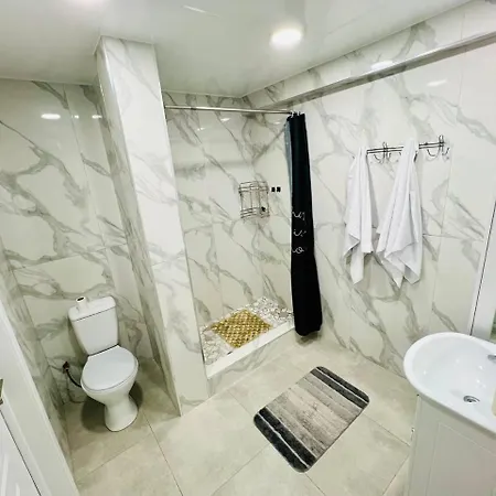 Апартаменты Grand 3 *